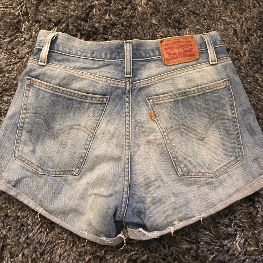 High Waisted Levi’s Denim Shorts - distressed
